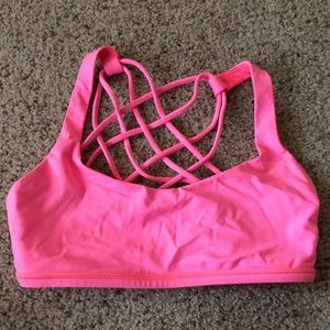 Lululemon size 6 sports bra slightly worn